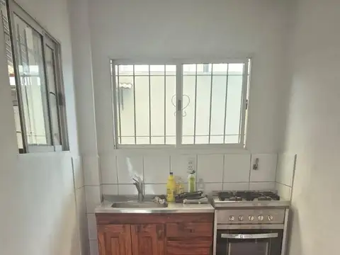Casa en Alquiler con 1 cochera