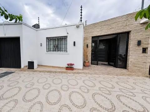 Casa en Venta,( Apta crédito) Rodeo del Medio