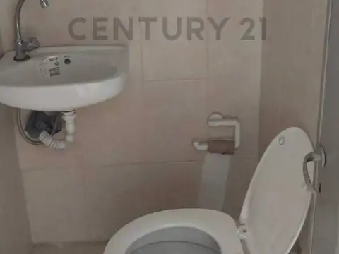 137 e/ 67 y 68 1700, Piso 0