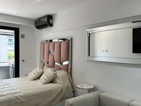 Avenida Álvarez Thomas 900 , Piso 4