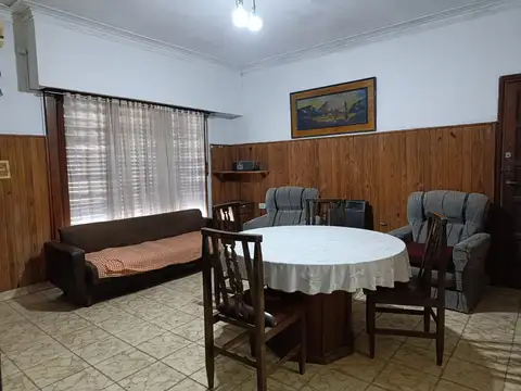 Depto Tipo Casa en Venta de 4 ambientes