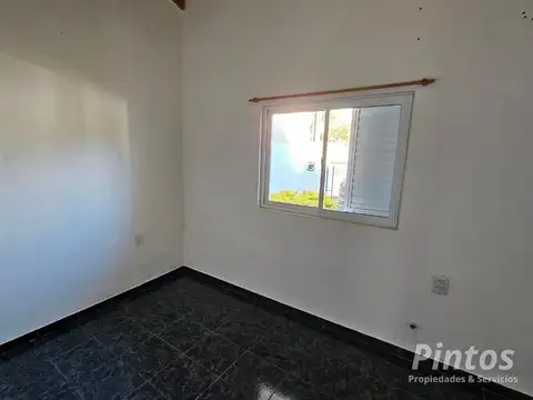 Casa nueva sobre calle Güemes, a solo 300 mts de Acceso Dr. Bastián. SAN JOSE.