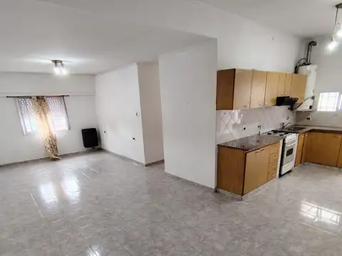 Departamento 3 ambientes con 1 baño