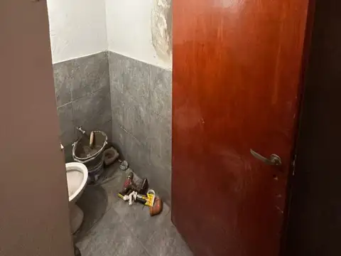 Local en Alquiler en Rafael Castillo, $ 400.000