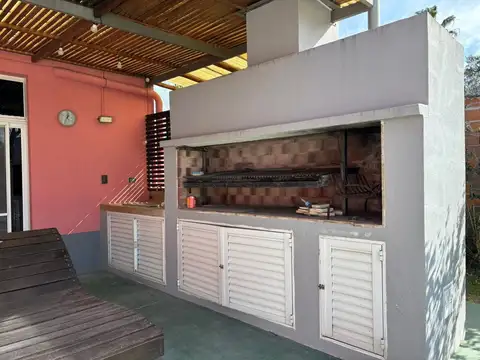 Casa frente al Lago Cube