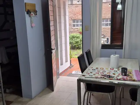 Depto Tipo Casa en Venta de 5 ambientes