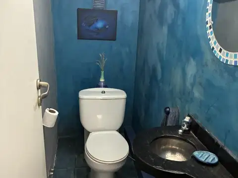 Casa 4 ambientes con 3 baños