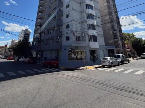Guemes 759 , Piso 2