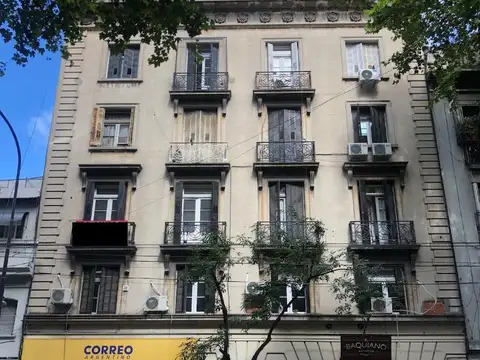 Avenida Medrano 100, Piso 1°