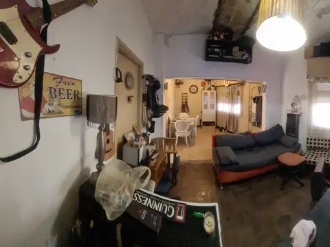 Depto Tipo Casa 5 ambientes con 2 baños