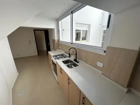 Depto Tipo Casa en Venta en Barracas, USD 129.000