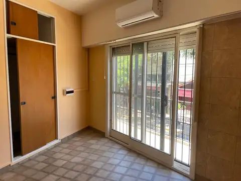 Av jose maria Paz 400