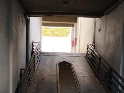Cochera en Venta para coche mediano