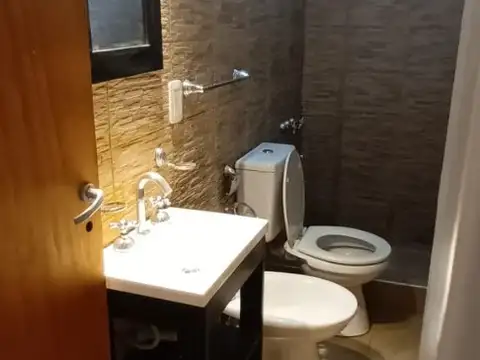Depto Tipo Casa Monoambiente con 1 baño