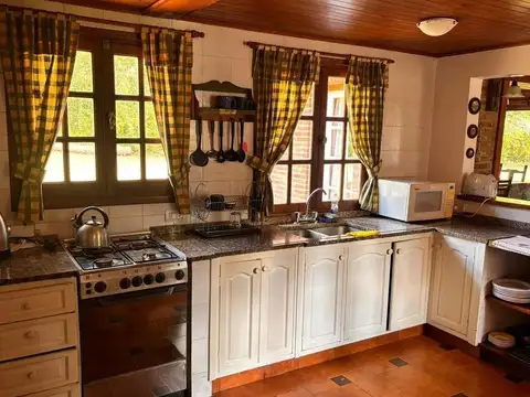 Casa en Venta con 1 cochera