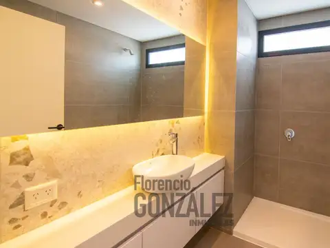 Departamento en Venta al Este