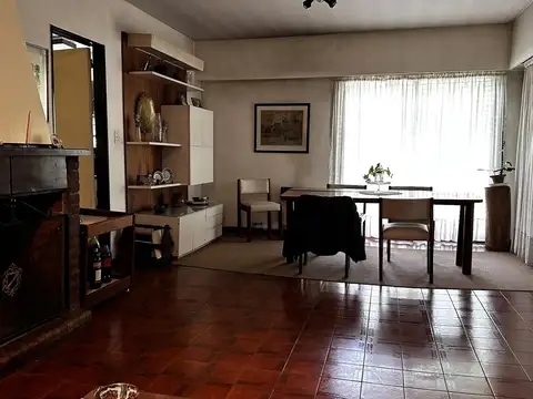 Casa en  Ingeniero Maschwitz-Escobar-5 Ambientes-Pileta