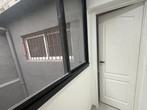 Departamento en Alquiler en Gerli, $ 580.000
