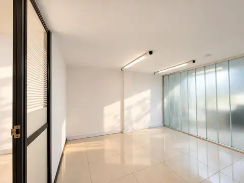Oficina en Venta 50 años