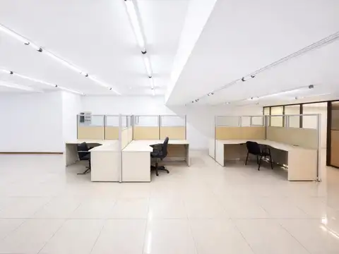 OFICINA en Retiro estratégica ubicación