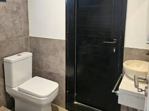 VENTA CASA ACACIAS PUERTOS del LAGO. OPORTUNIDAD