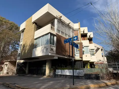 Oficina en Venta 53 años