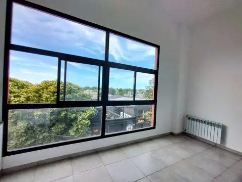 Hermoso departamento 2 ambientes, muy luminoso.
