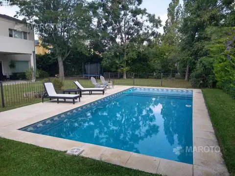 Casa en Alquiler Temporal de 4 dormitorios