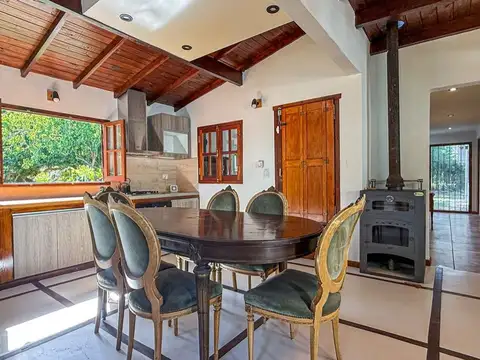 VENTA CASA 3 AMB PARQUE,RESERVA FORESTAL ATLANTIDA