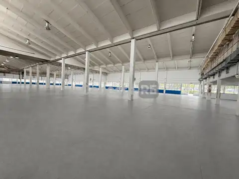 Deposito 3630 m² Predio Cerrado