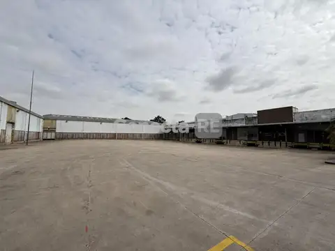 DEPOSITO INDUSTRIAL AV CROVARA