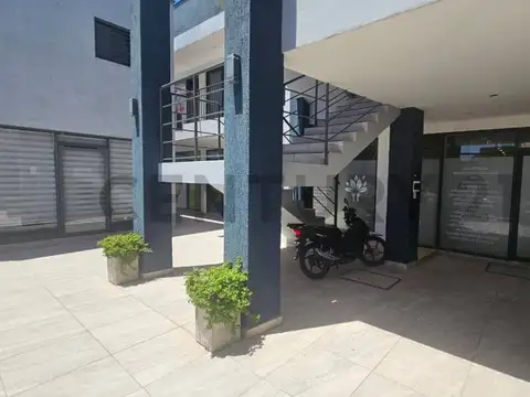 60 Granaderos , Piso 0