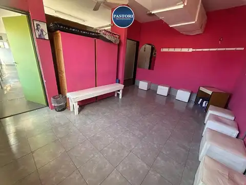 VENTA DE LOCAL EN OLIVOS
