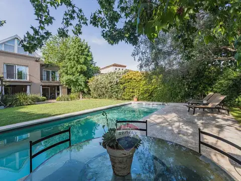 Venta casa 4 dorm jardin pileta Ayres de Pilar