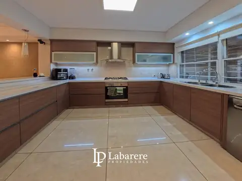 Casa en Venta en Ramos Mejía, USD 430.000