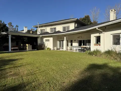 Casa en venta en Mayling Club De Campo, Pilar - 6 Ambientes