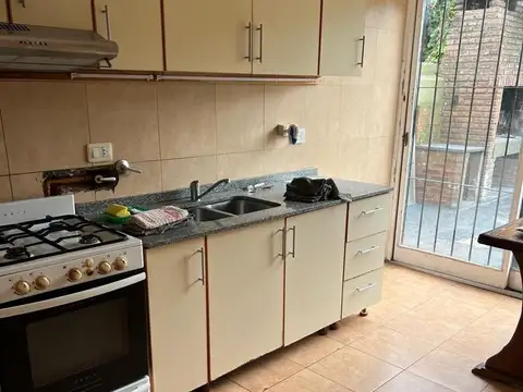 Depto Tipo Casa en Alquiler en La Lucila-Vias/Maipu, $ 1.900.000