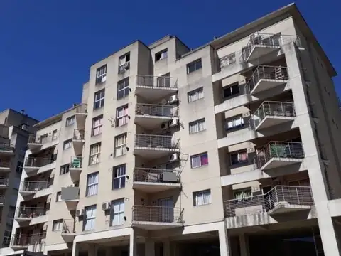 Domingo Faustino Sarmiento 1000, Piso 2