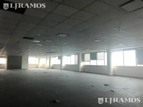 Oficina en Alquiler al Noreste