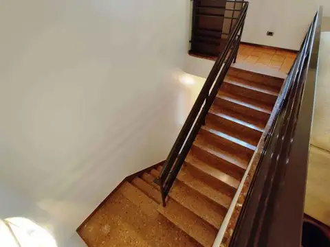 Depto Tipo Casa en Venta con 1 cocheras