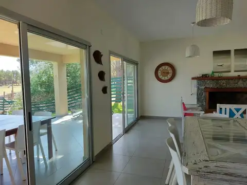 Casa en Venta en Barrio Golf 2, USD 290.000