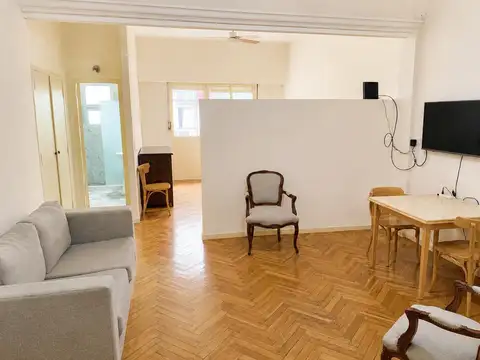 Venta de Departamento Monoambiente Divisible Reciclado A NUEVO en Recoleta