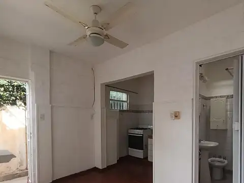 Depto Tipo Casa en Alquiler 25 años