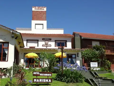 Avenida 1 e/ Paseo 130 y 131