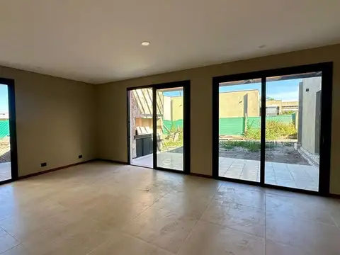 Casa en Venta 1 año