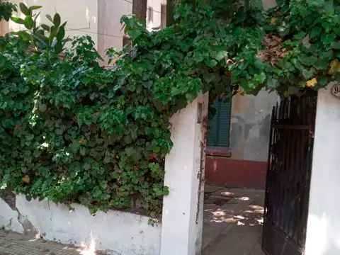 Terreno en Venta en Flores, USD 140.000