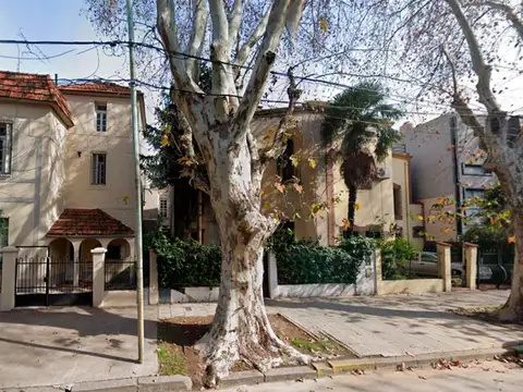 Oportunidad! u$s 1228 x m2 Venta de Lote en Flores