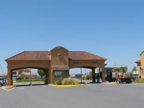 Terreno en Venta en San Benito, USD 200.000