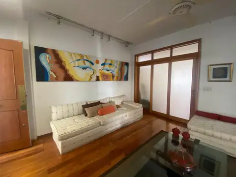 Oficina 2 ambientes con galeria en Palermo