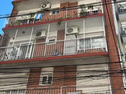 Muy lindo depto de 3 amb c/baño y toilette y 2 cocheras